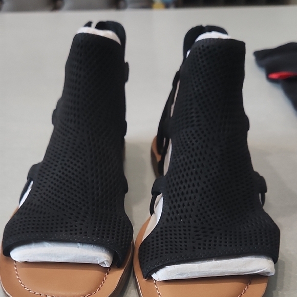 Lucky Brand bartega sandal - 7.5 - Picture 2 of 7